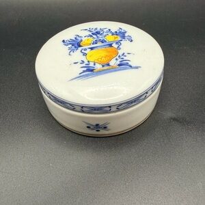 Vista Alegre Portugal Porcelain Trinket Box Blue White Floral Urn Small Dish
